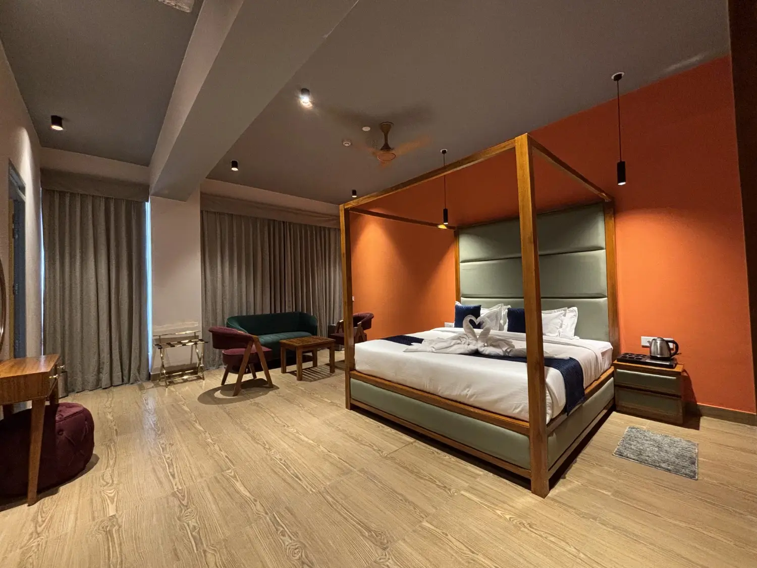 Comfort Room with Balcony